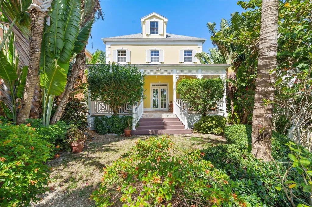 Kingfisher Island Sandypo New Providence Paradise Island BS