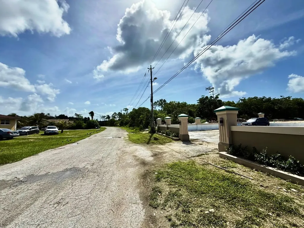 Bahamia North, Lots 1-3 Grand Bahama Freeport BS