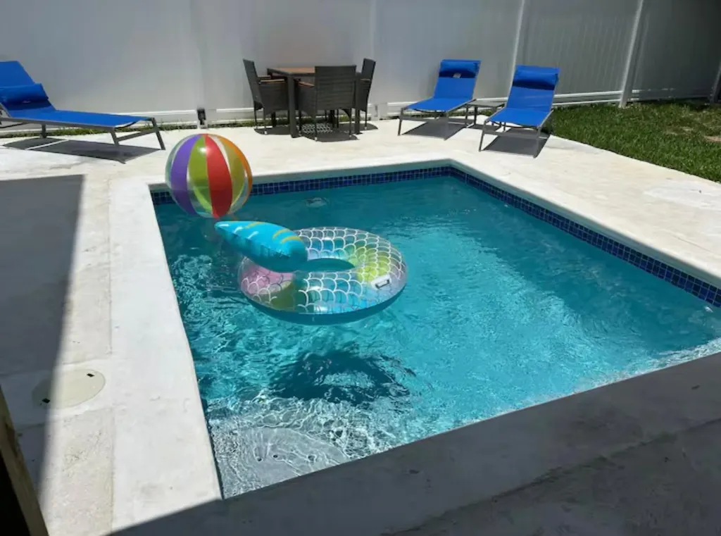 Kingfish Road 35 New Providence Paradise Island BS