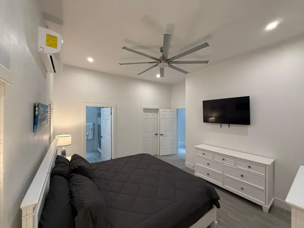 Kingfish Road 35 New Providence Paradise Island BS