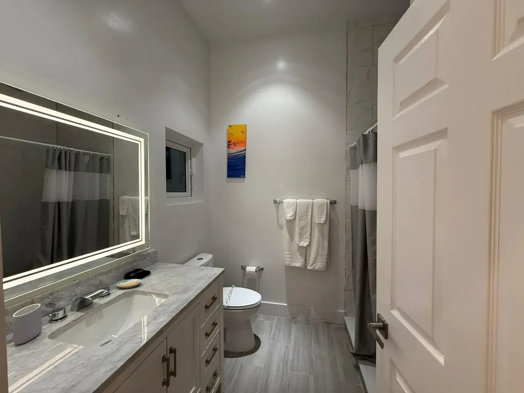 Kingfish Road 35 New Providence Paradise Island BS