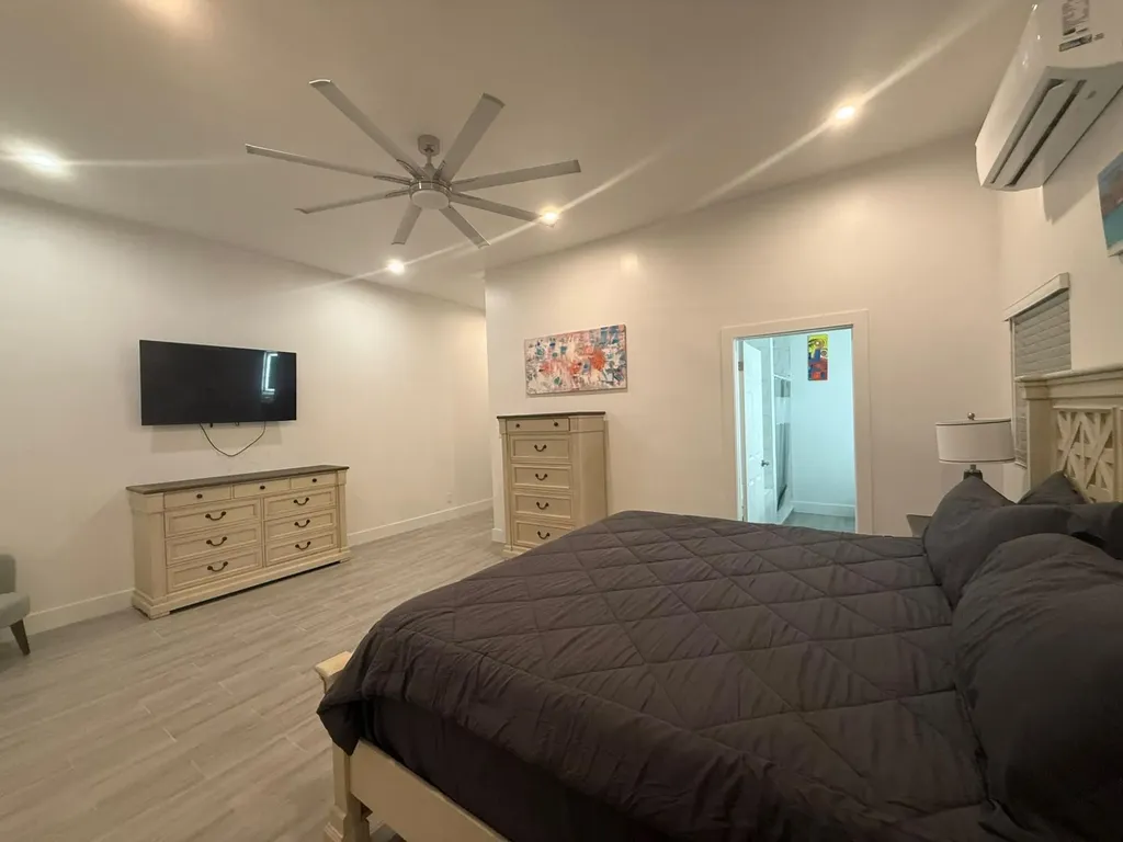 Kingfish Road 35 New Providence Paradise Island BS