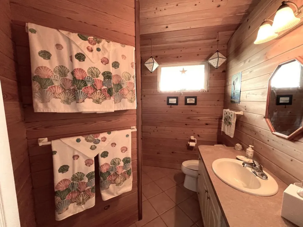 Oceanview Home W/garage Long Island BS