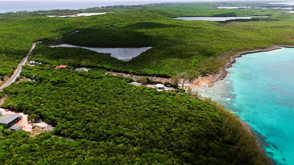 Lot 6 Governors Harbour Eleuthera BS