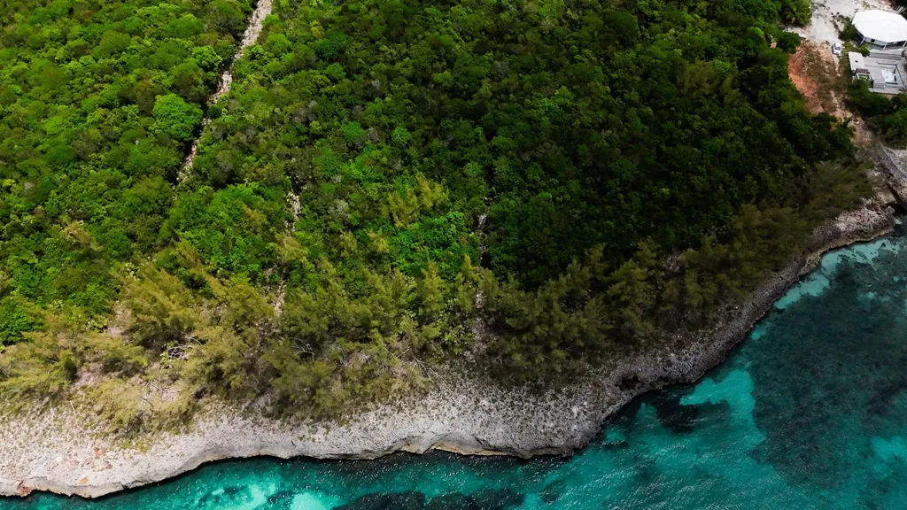 Lot 6 Governors Harbour Eleuthera BS