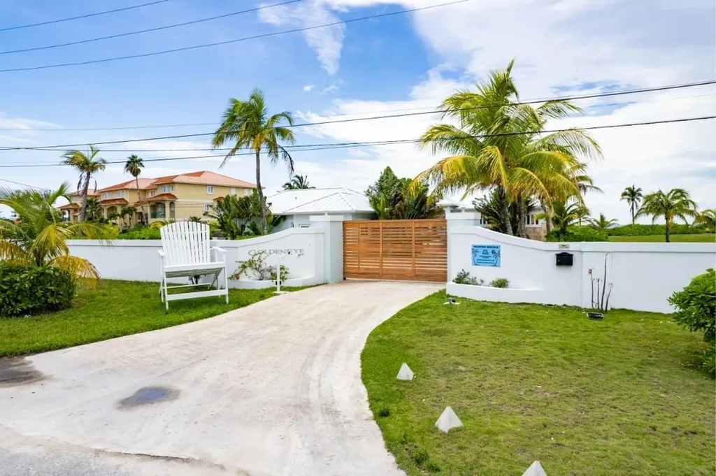 Goldeneye - Port Of Call Grand Bahama Freeport BS