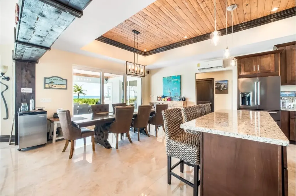 Goldeneye - Port Of Call Grand Bahama Freeport BS