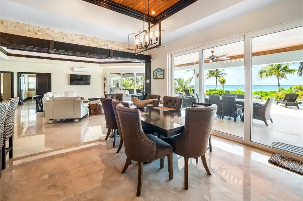 Goldeneye - Port Of Call Grand Bahama Freeport BS