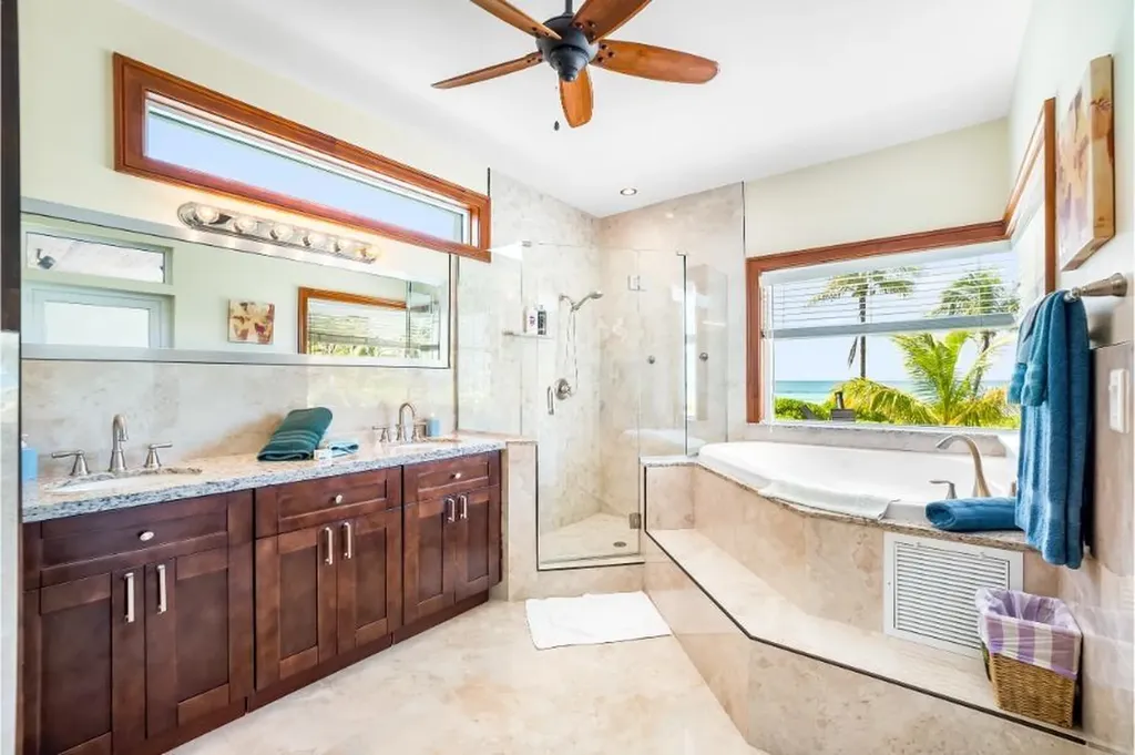 Goldeneye - Port Of Call Grand Bahama Freeport BS