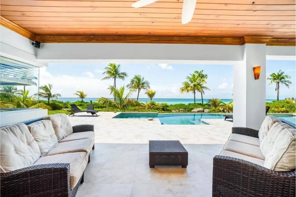 Goldeneye - Port Of Call Grand Bahama Freeport BS