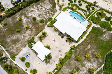 Goldeneye - Port Of Call Grand Bahama Freeport BS