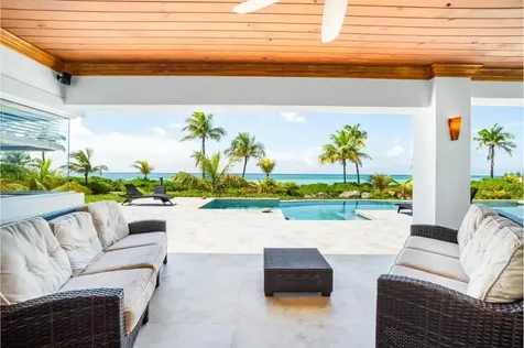 Goldeneye - Port Of Call Grand Bahama Freeport BS