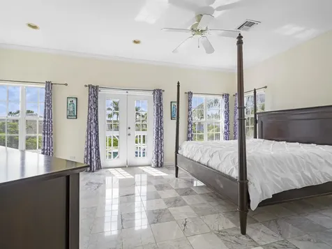 Governors Cay, Sandyport 19 New Providence Paradise Island BS