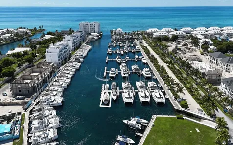 Slip 8, Pier 1, Palm Cay New Providence Paradise Island BS