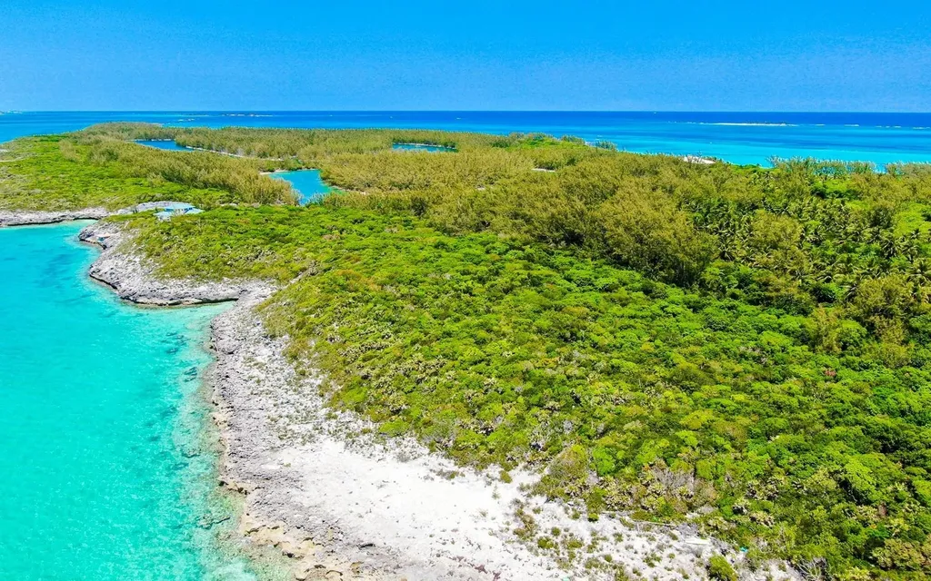 Rose Island Lot 25 New Providence Paradise Island BS