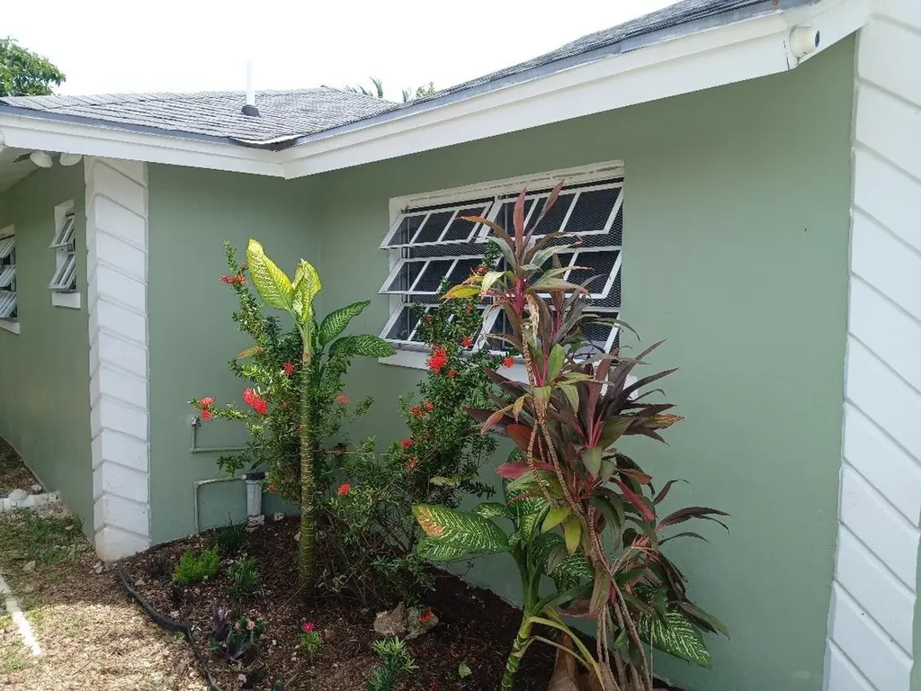 Ambri Close 20 New Providence Paradise Island BS