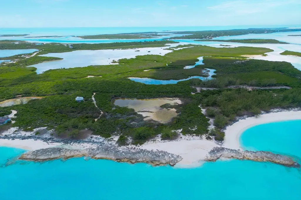 7.75 Acres Little Exuma Exuma BS