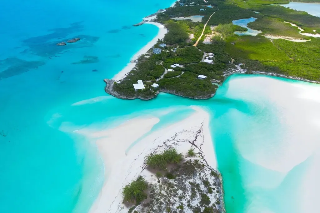 7.75 Acres Little Exuma Exuma BS