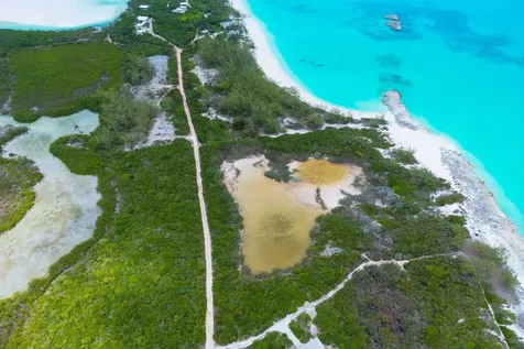 7.75 Acres Little Exuma Exuma BS
