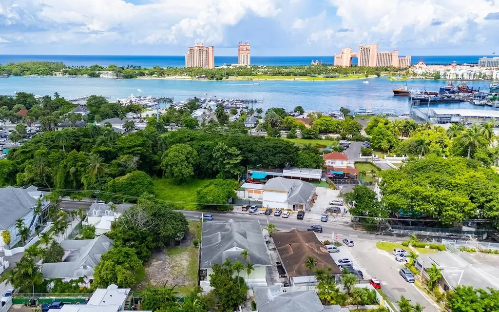 Commercial Building #159 Shirley Street New Providence Paradise Island BS