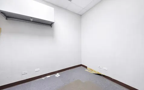 Commercial Building #159 Shirley Street New Providence Paradise Island BS