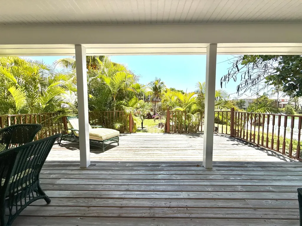 Shoreline Grand Bahama Freeport BS