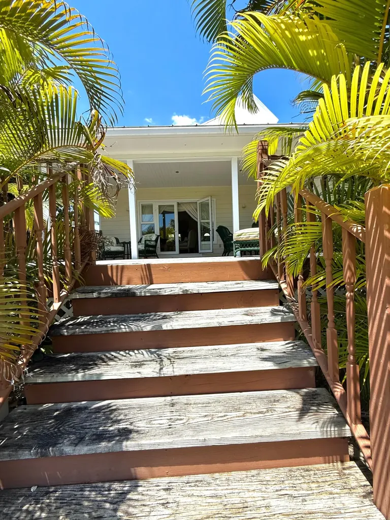 Shoreline Grand Bahama Freeport BS