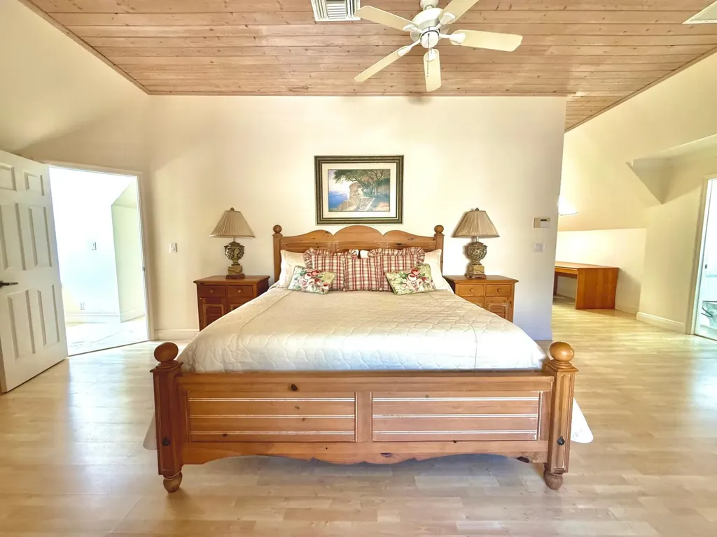 Shoreline Grand Bahama Freeport BS