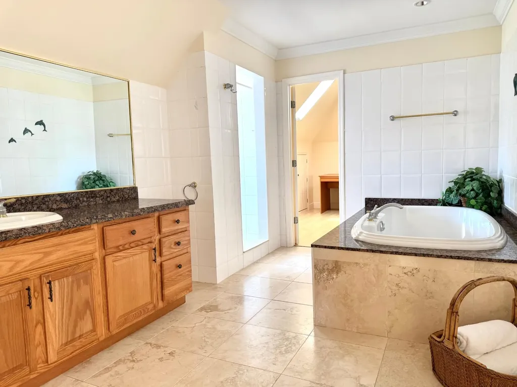 Shoreline Grand Bahama Freeport BS