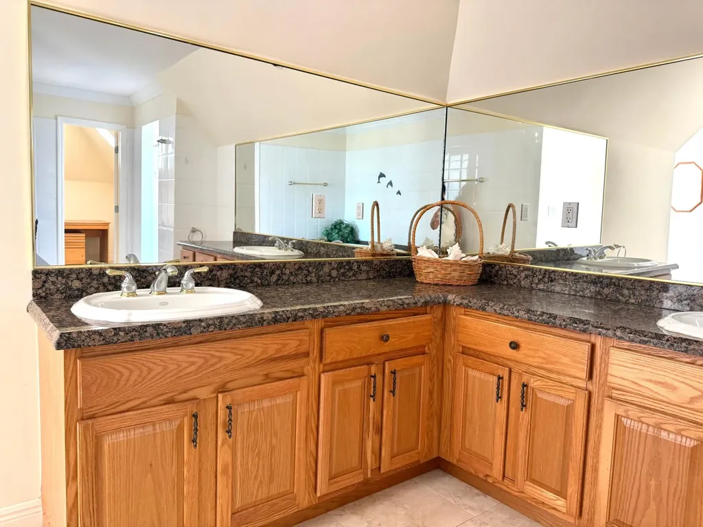 Shoreline Grand Bahama Freeport BS