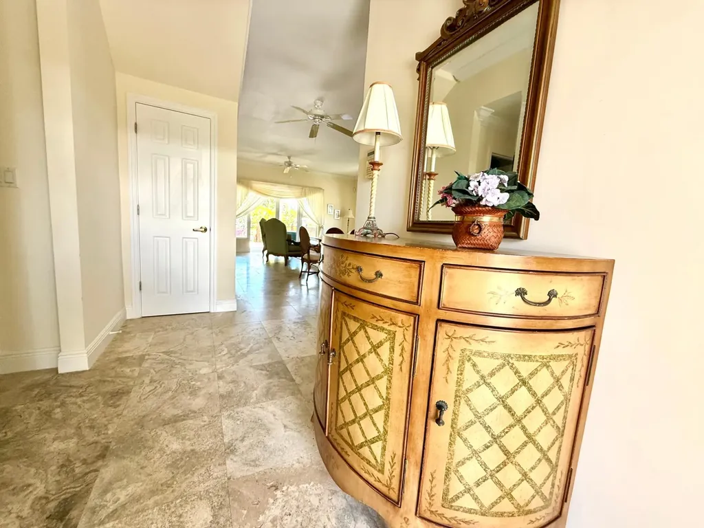 Shoreline Grand Bahama Freeport BS