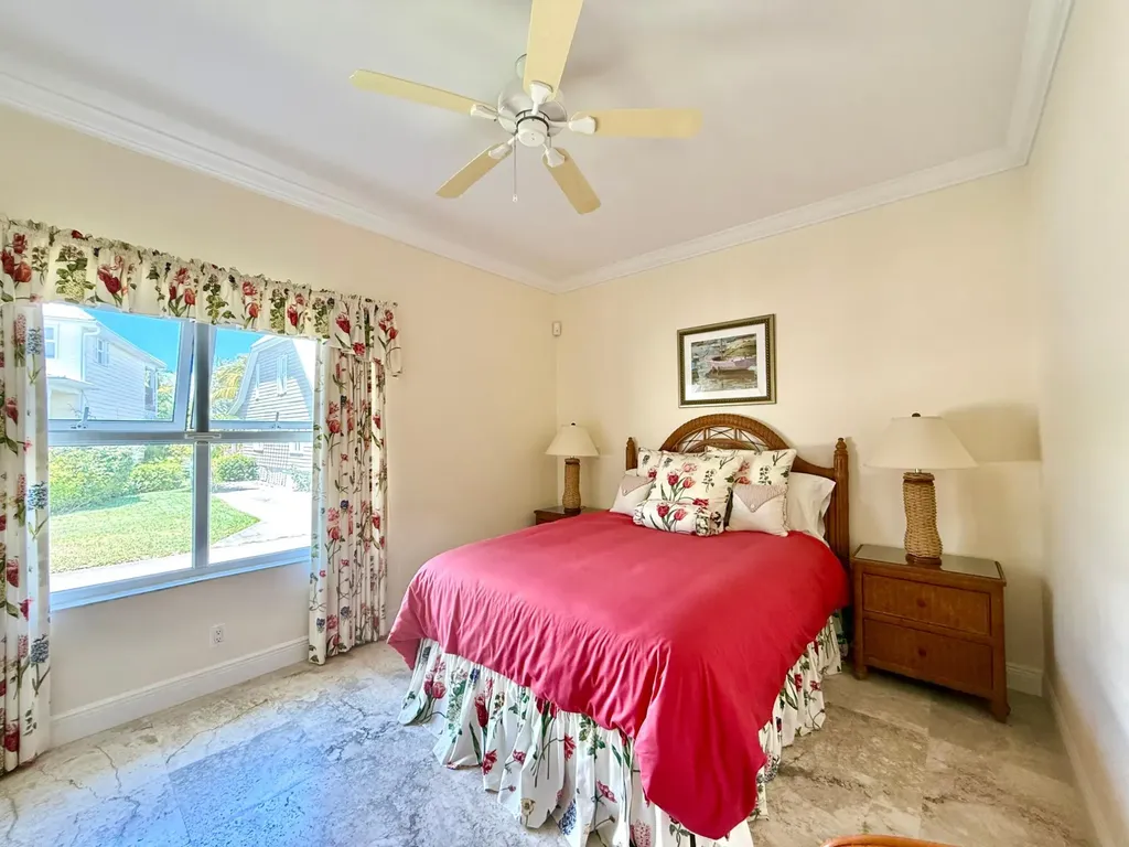 Shoreline Grand Bahama Freeport BS