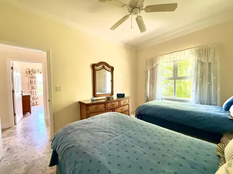 Shoreline Grand Bahama Freeport BS