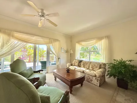 Shoreline Grand Bahama Freeport BS