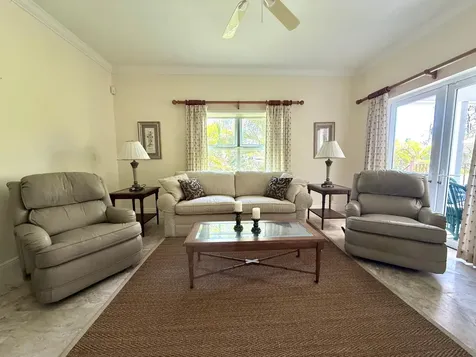 Shoreline Grand Bahama Freeport BS