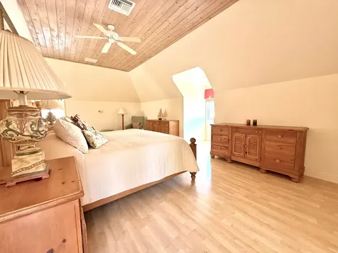 Shoreline Grand Bahama Freeport BS