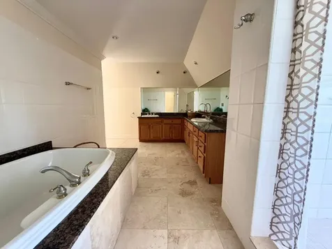 Shoreline Grand Bahama Freeport BS