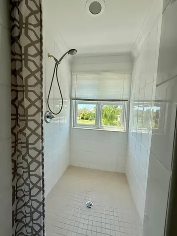 Shoreline Grand Bahama Freeport BS