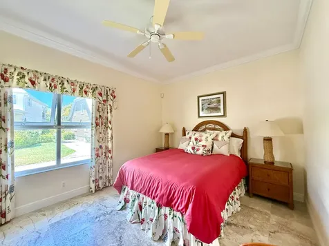 Shoreline Grand Bahama Freeport BS