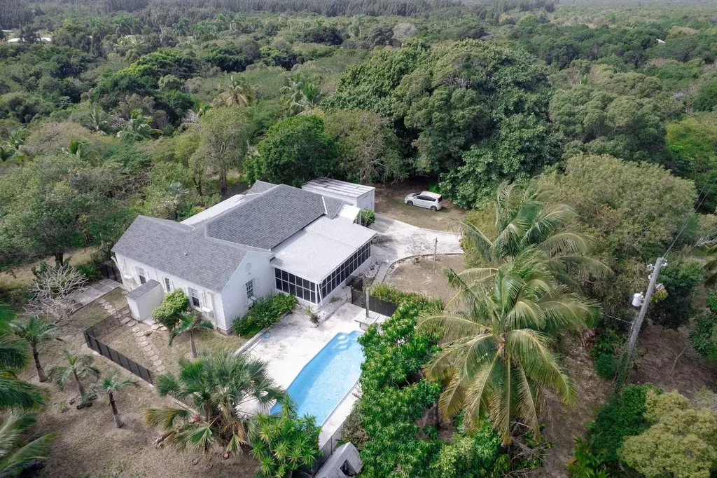 Thatch Tree House Eleuthera BS