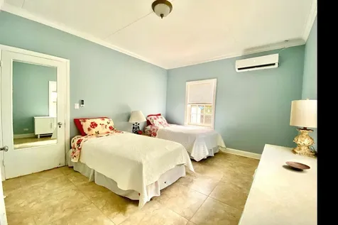 Thatch Tree House Eleuthera BS