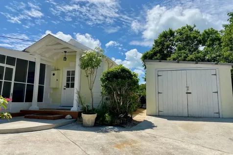 Thatch Tree House Eleuthera BS