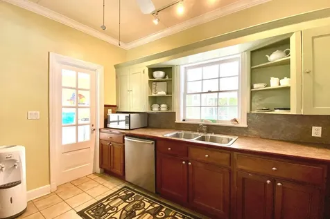 Thatch Tree House Eleuthera BS