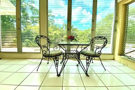 Thatch Tree House Eleuthera BS