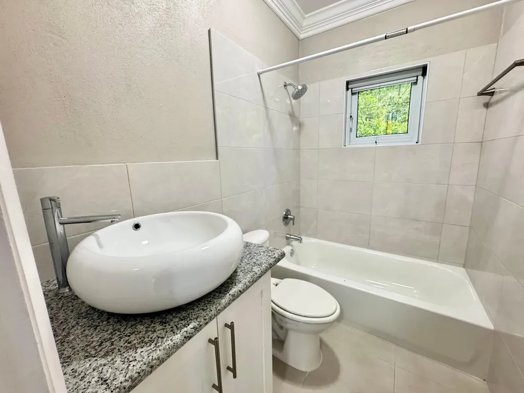 Denice Cay, Venice Bay New Providence Paradise Island BS