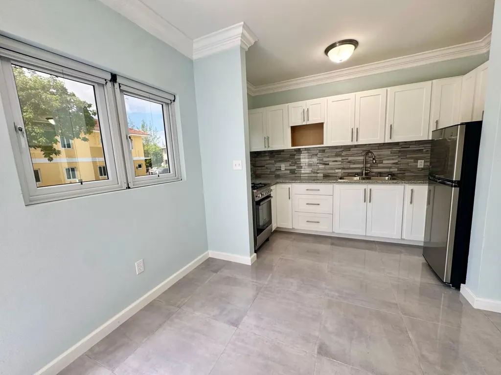 Denice Cay, Venice Bay New Providence Paradise Island BS