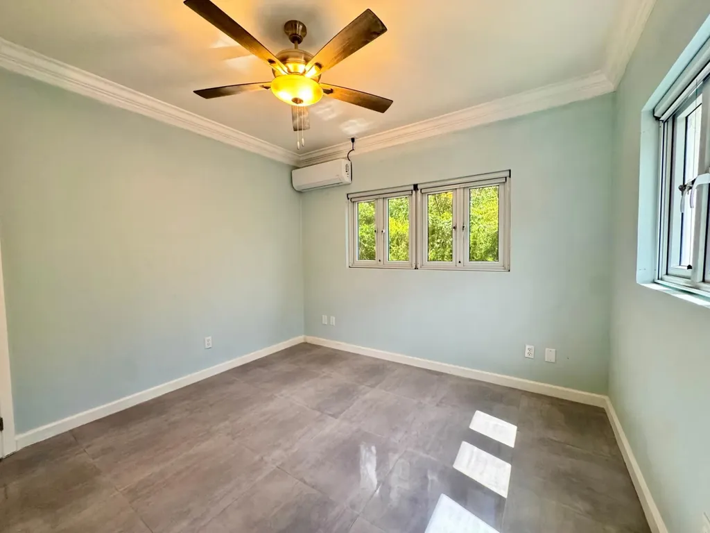 Denice Cay, Venice Bay New Providence Paradise Island BS