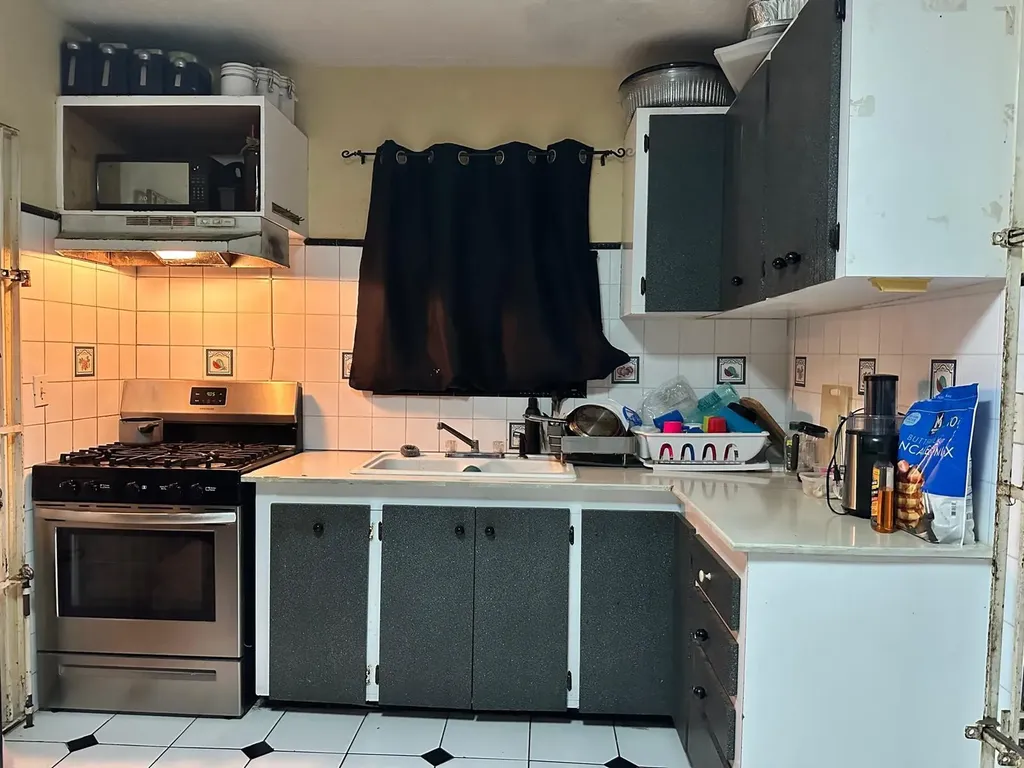 Wild Guava 34 New Providence Paradise Island BS