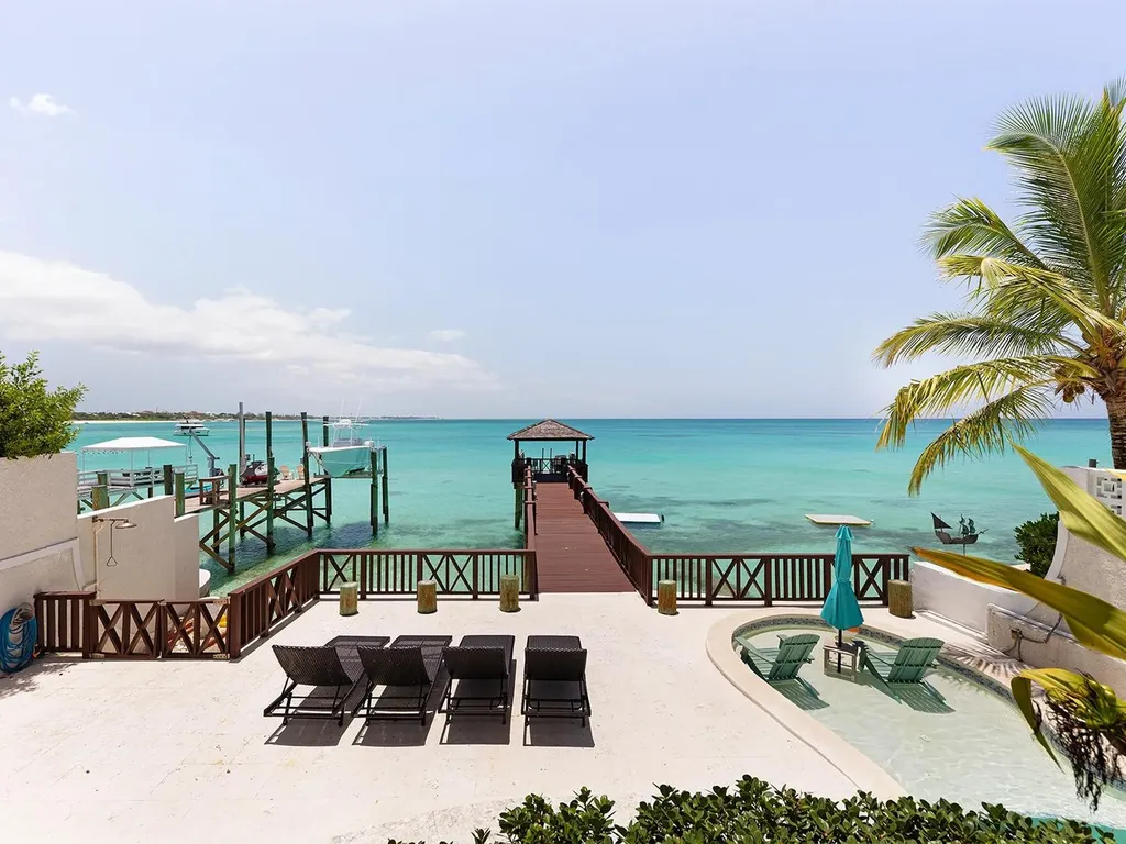 #3 Old Fort Ridge New Providence Paradise Island BS