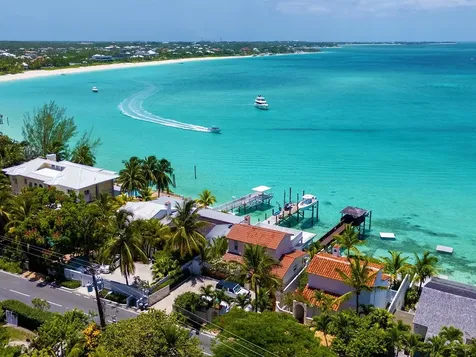 #3 Old Fort Ridge New Providence Paradise Island BS